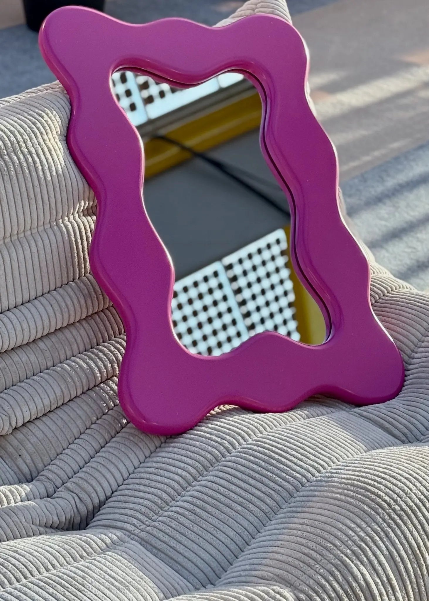 Midi - Wavy Mirror - 8