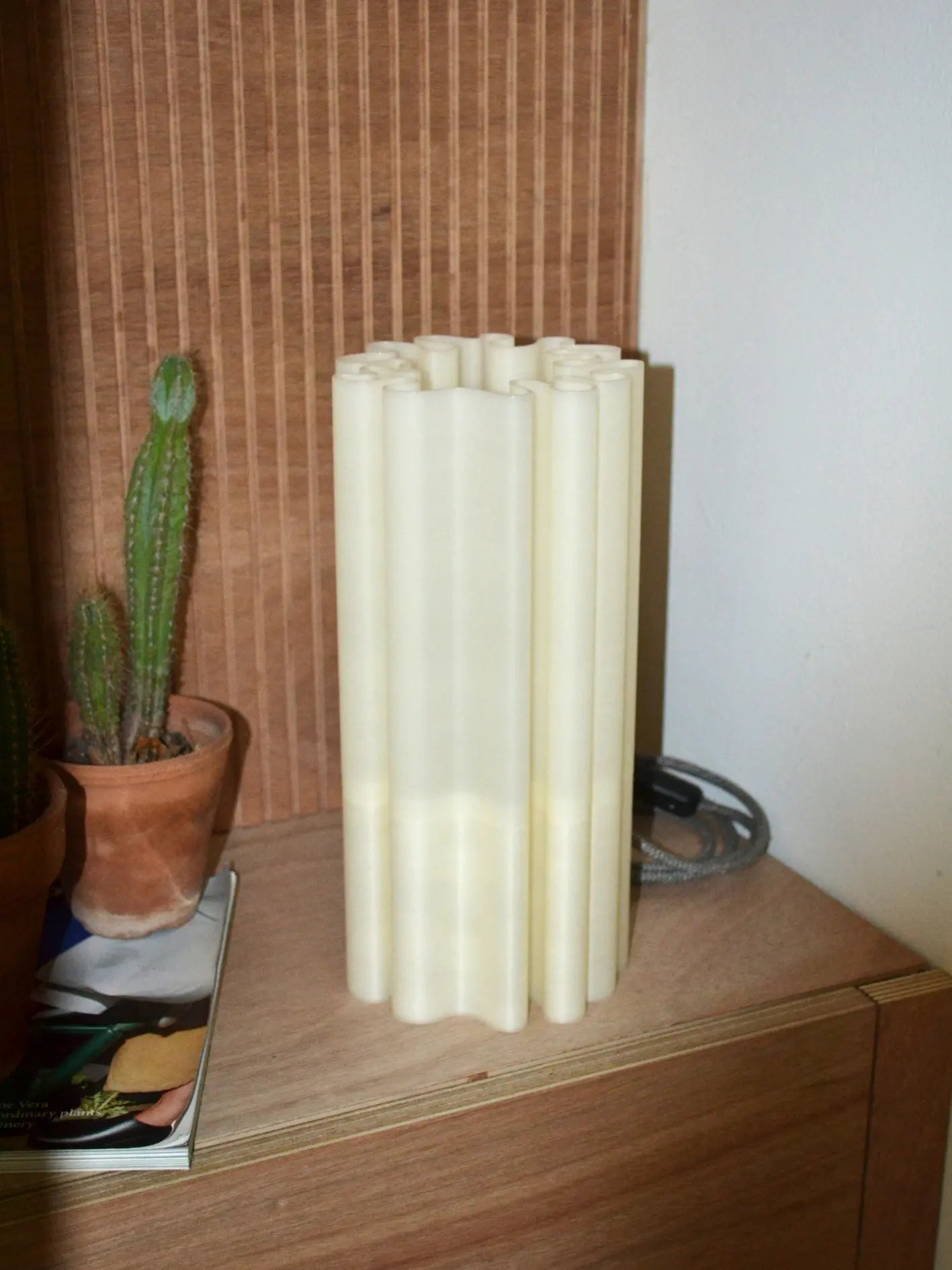 667c366beca1a07b1527c11c_lampe-diplo_1749743214734.png