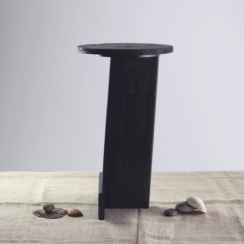 667c366beca1a07b1527c11c_0723-pfeifer-ottysidetable-02_1761151363383.jpg