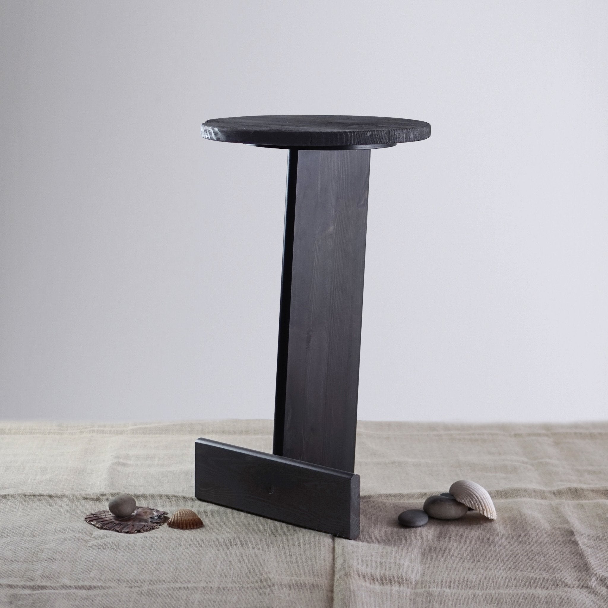 667c366beca1a07b1527c11c_0723-pfeifer-ottysidetable-03_1761151363384.jpg