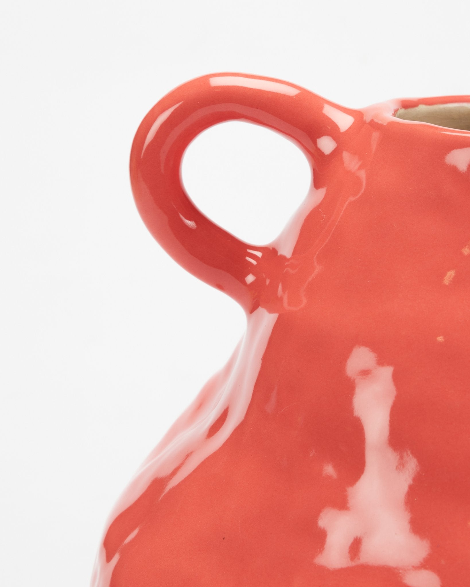 667c366beca1a07b1527c11c_chunky-boy-vase-coral-1_1763556704627.jpg