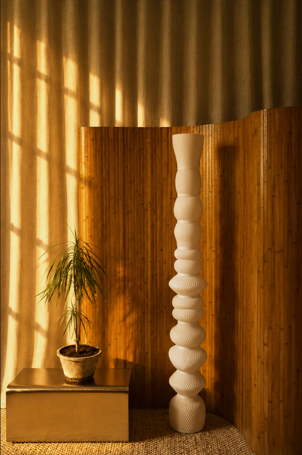 667c366beca1a07b1527c11c_ex-lixi-couch-e-de-soleil_1782829973505.png