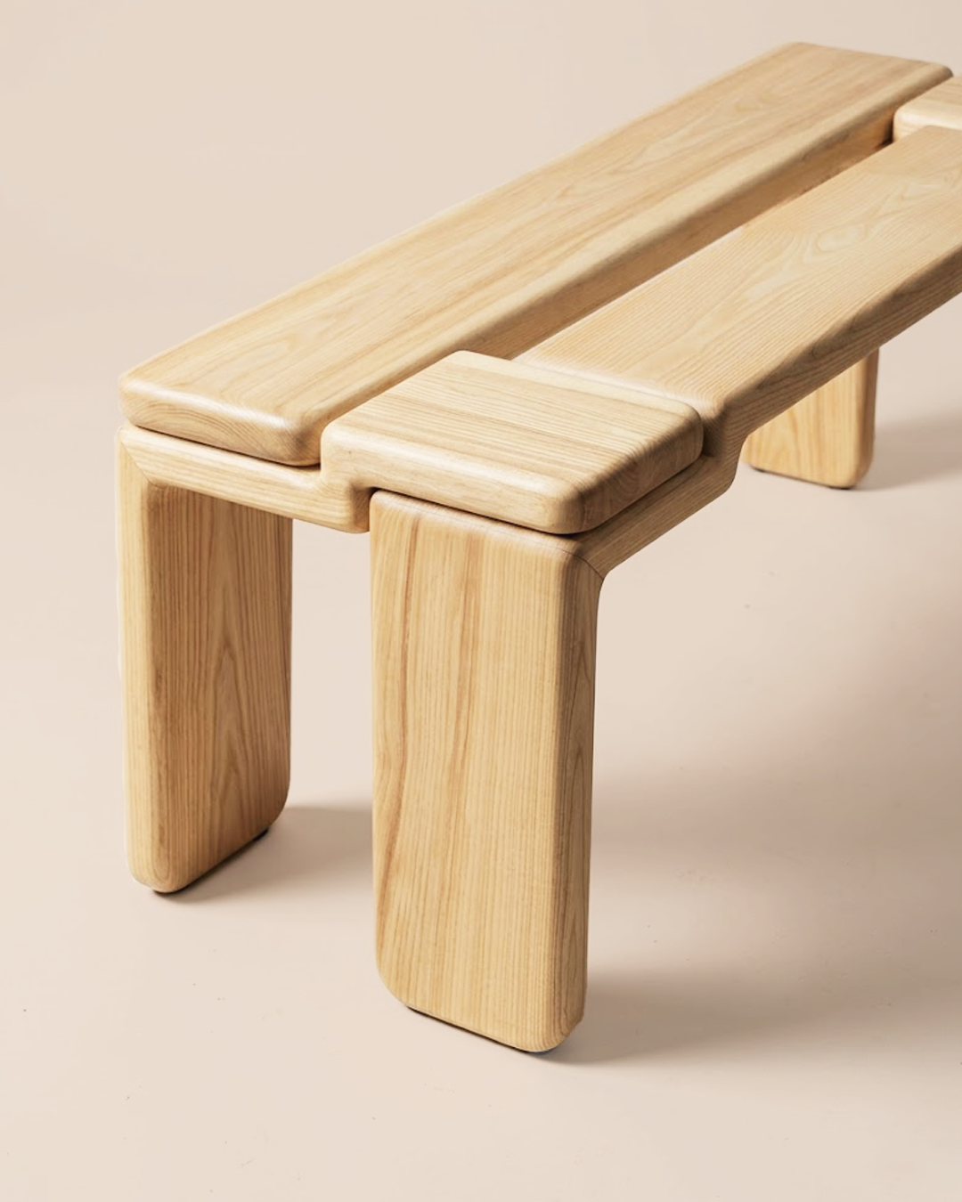 667c366beca1a07b1527c11c_knot-bench-10-_1778064667939.png