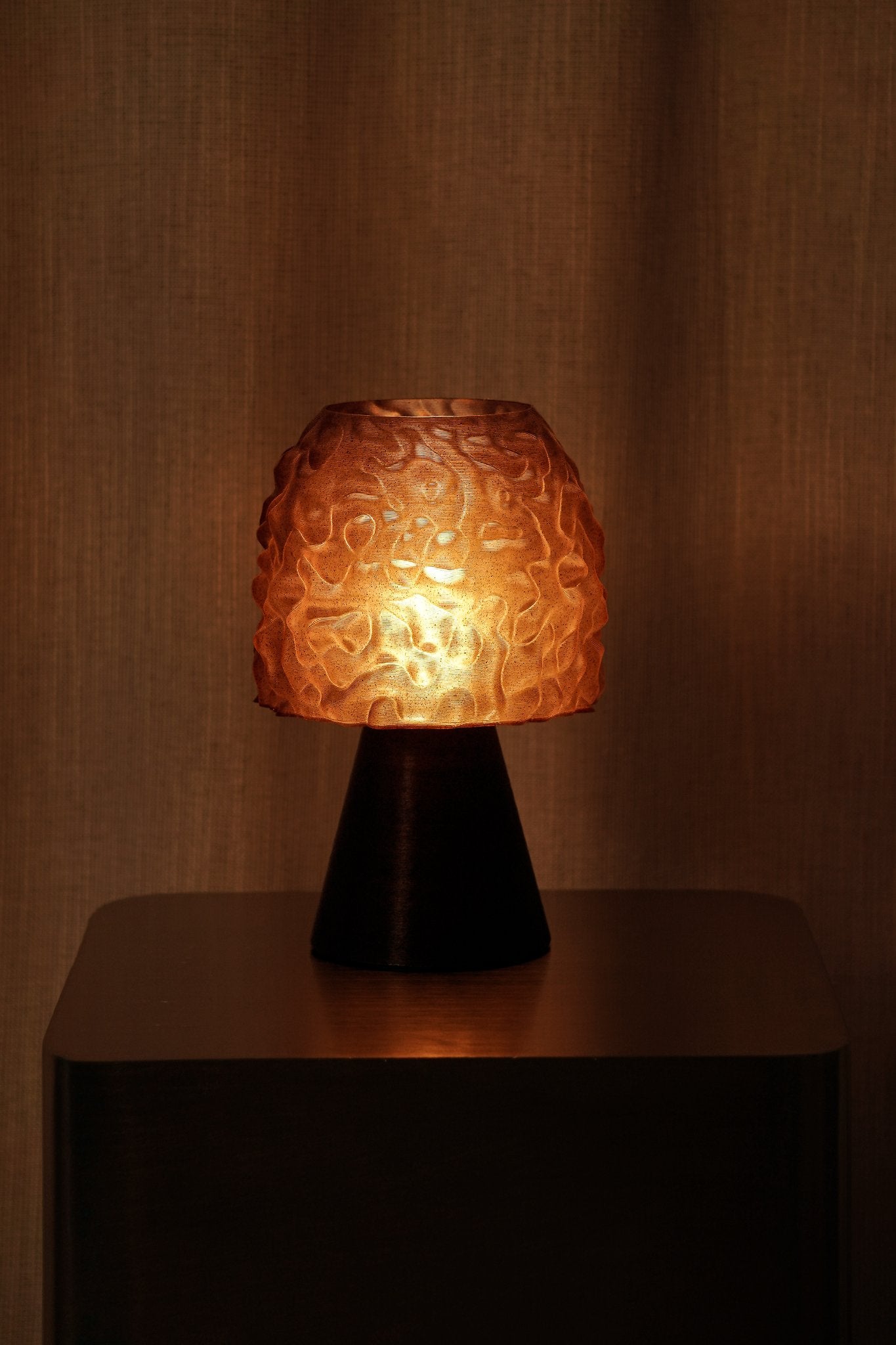 667c366beca1a07b1527c11c_mori-lampe-a-poser-design-marc-cafe-recycle_1782899805387.jpg